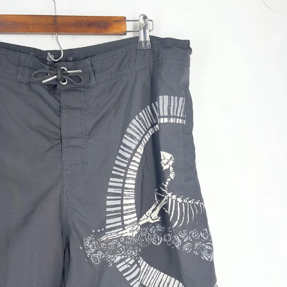 Section 119 Jerry Garcia Bertha Skeleton Board Shorts Mens Grateful Dead Size 38